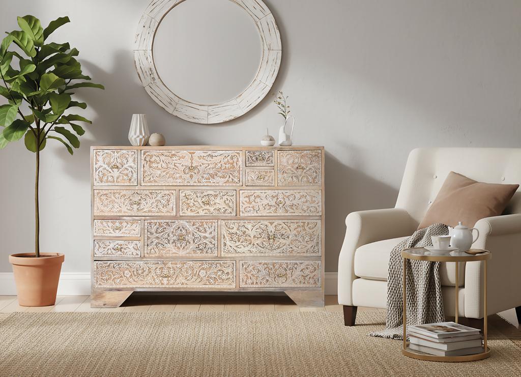 Chest of drawer